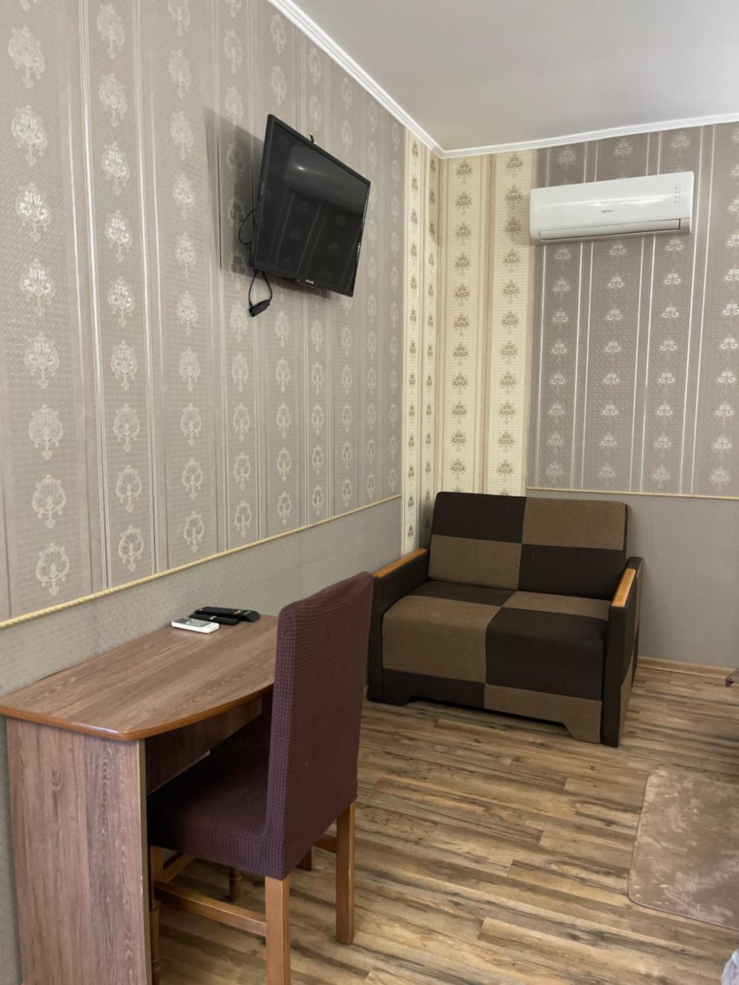 לוצק Best House מראה חיצוני תמונה